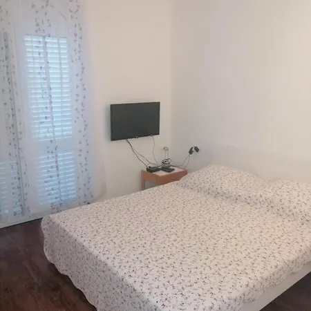 Put Apartment Baška