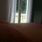 Put 아파트